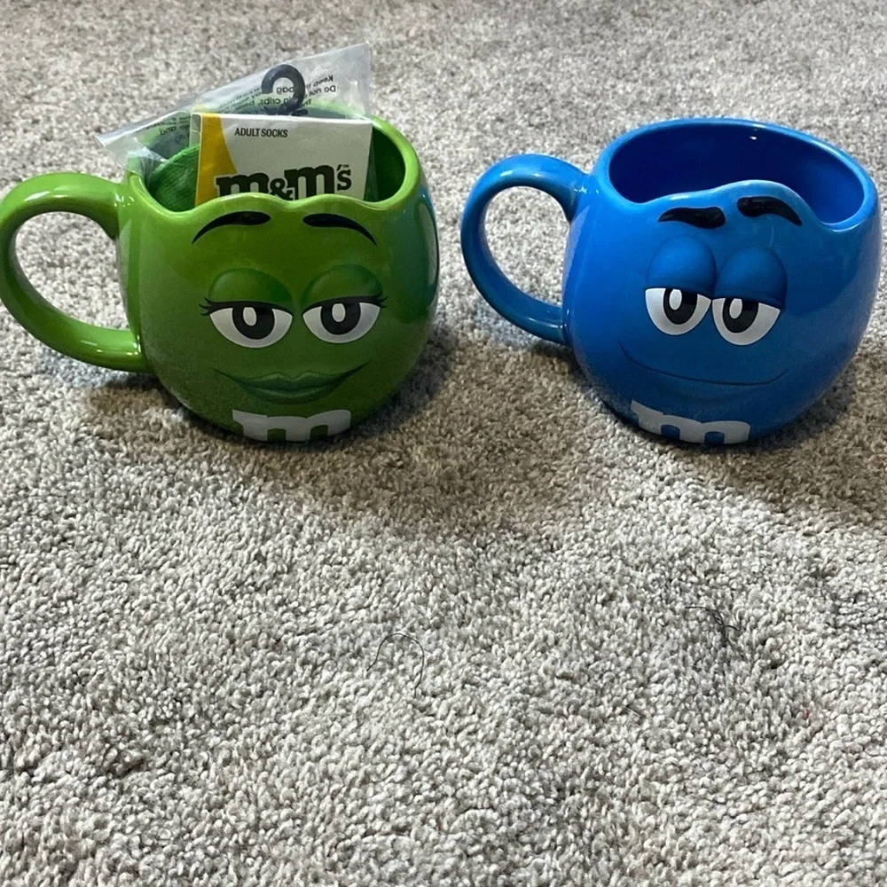 M & M Large Coffee Cups Mugs Blue & Green NEW